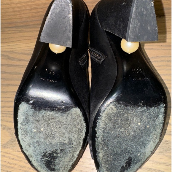 CHANEL Black Peep Toe Lambskin Ankle Boot with Faux Pearl - Picture 5 of 7